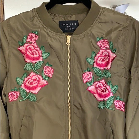 🌟Rose Bomber Jacket ⭐️ - Picture 3 of 5